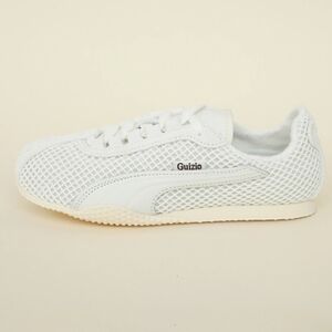 Guizio Warm White Puma Select Mesh Sneakers